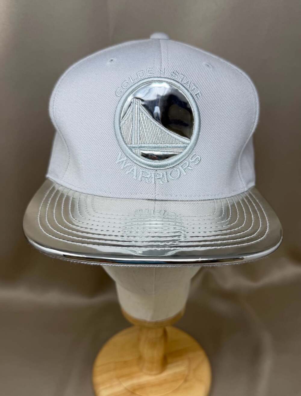 Mitchell & Ness Golden State Warriors Snapback Hat Grey Metallic Silver